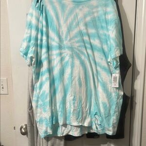 Teal and White tie dye torrid tshirt